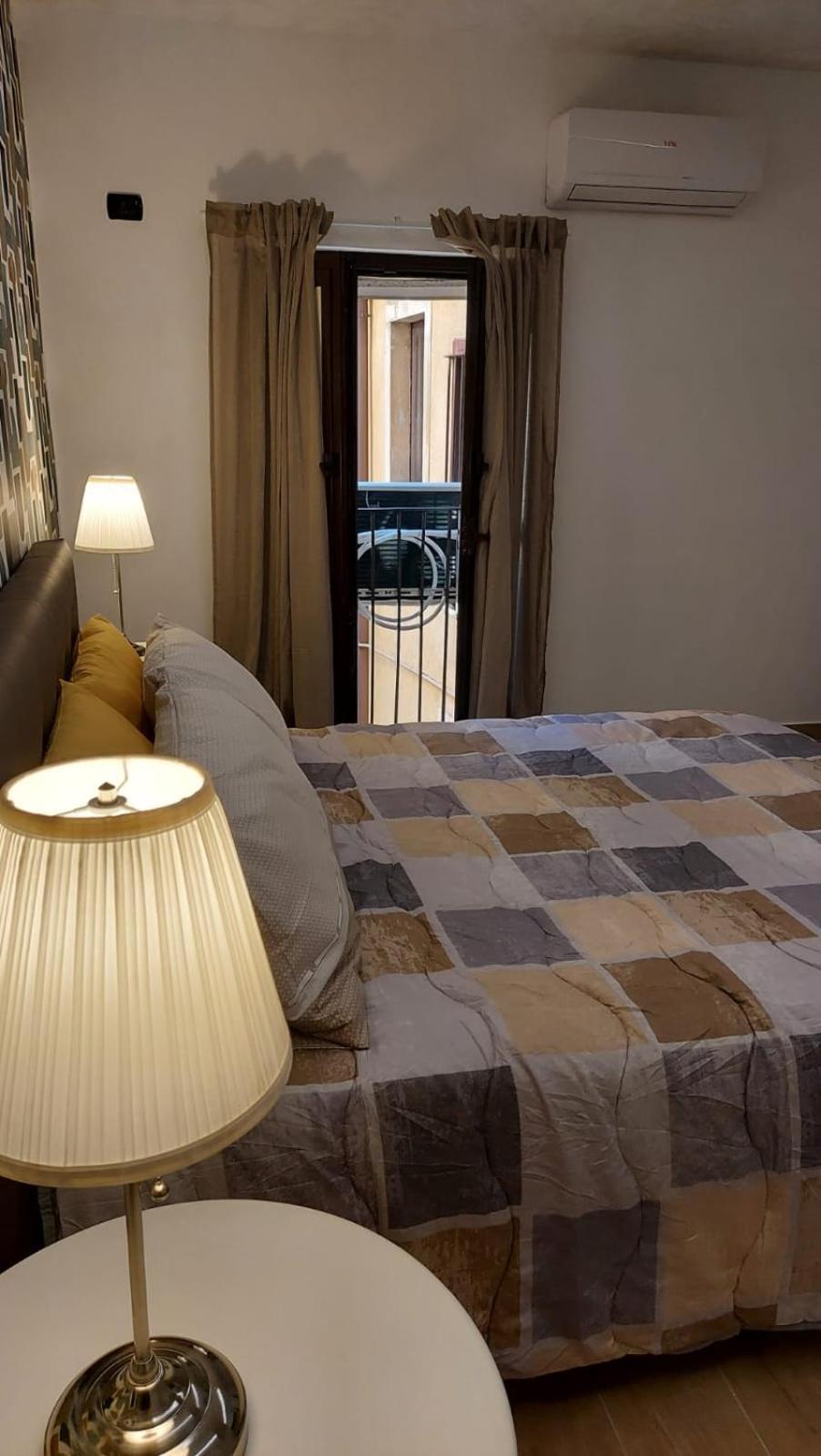 Dn Holiday House كاتانيا المظهر الخارجي الصورة